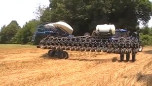 KINZE 3700 - пропашная сеялка точного высева