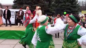 Бабушки жгут кадриль, как в молодости! Возраст танцам не помеха!