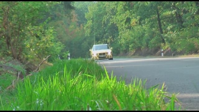 BMW M3 e36 3.2 - Carbon airbox смотреть онлайн