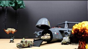 Самолёта помогает солдатом выиграть. Видео для детей. 
#дети 
#видеодлядетей