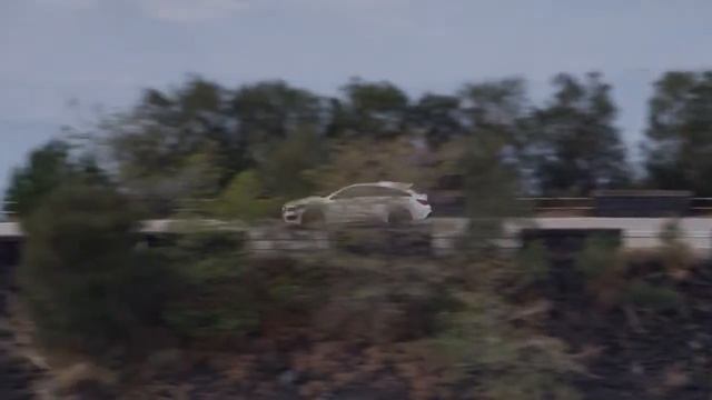 2015 Mercedes CLA 45 AMG Shooting Brake vs 2016 Audi RS4 Avant смотреть онлайн