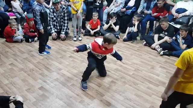 Брейкданс -дети. Наше начало смотреть онлайн