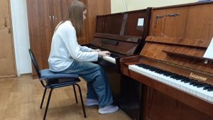 Желткевич Дарья исполняет: К. Черни Этюд Ми бемоль мажор. №27 (ред. Гермер, 2-я тетрадь)