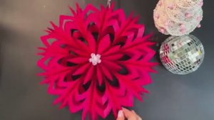 своими руками декор на 🎄Рождество, обьемная снежинка из бумаги ❄️