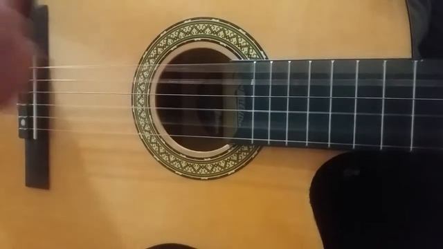 HOW TO PLAY SALSA ON GUITAR (ARPEGGIO) смотреть онлайн