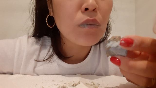 Mukbang. Asmr. Шарики из пасты туркестанская, и голубая узбечка. смотреть онлайн