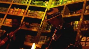 Антон Лаврентьев. Концерт в библиотеке Community Moscow