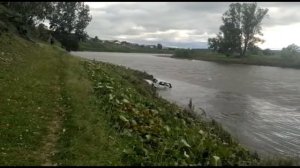 Спасатели извлекли из воды автомобиль в Мечетлинском районе