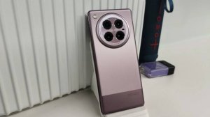 Распаковка Infinix Zero 40