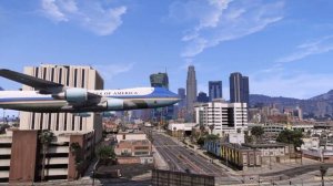 Megalodon Shark Attacks Boeing 747 During Emergency Landing | GTA 5