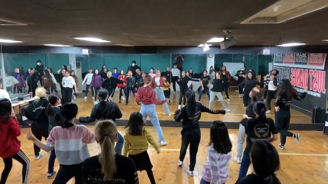 『 Waacking 클래스 』 Horny - Mousse T | A.K.A KIRKE / [왁킹] смотреть онлайн