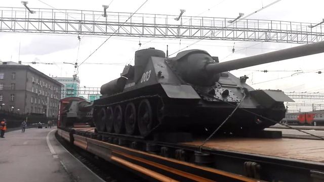 отправление ПОЕЗД ПОБЕДЫ Армия Победы ст.Новосибирск-главный 2ЭС6-555 Танки Катюша Tanks смотреть онлайн