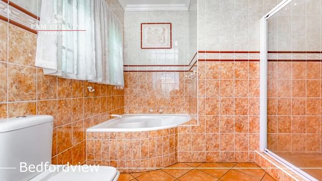 4323 Celia Di Trapani & Nina Arezina, Bedfordview смотреть онлайн