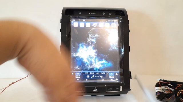 Магнитола в стиле Tesla Style на Toyota Land Cruiser 200 (2007 - 2015) на все комплектации смотреть онлайн