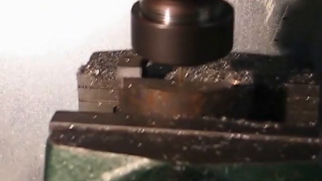 Milling steel - home made spindle 3KW смотреть онлайн