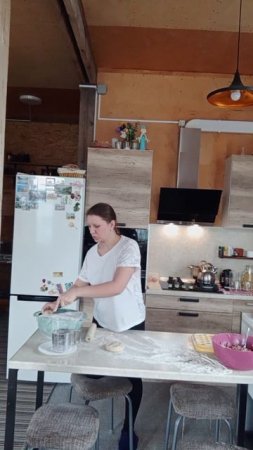 процесс лепки пельменей в нашем доме