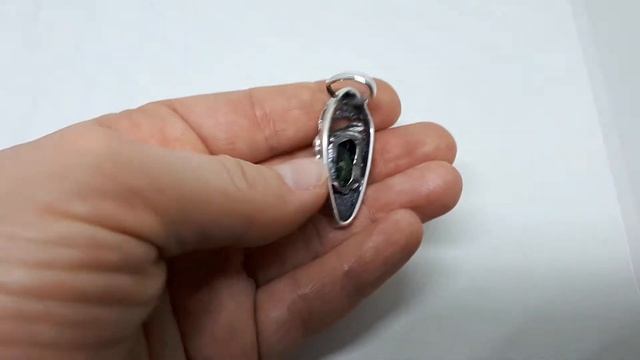 Хромдиопсид в листике