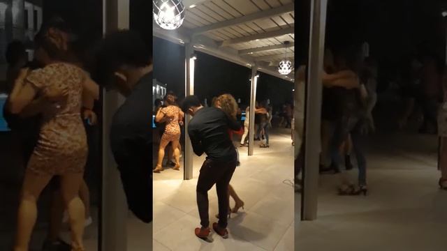 Son Cubano ! Jonar & Violeta смотреть онлайн