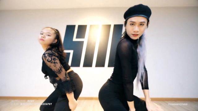 STAY TONIGHT - Chung Ha / MOMO Waacking Choreography