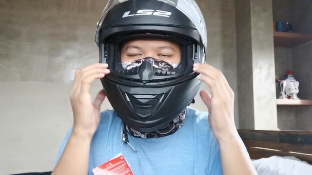 LS2 Storm Matte Black смотреть онлайн