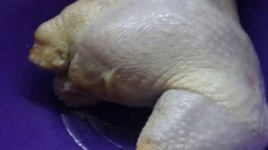 Жареный куриный окорок в специях