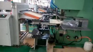 машина для штамповки алюминиевых колпачков бутылок