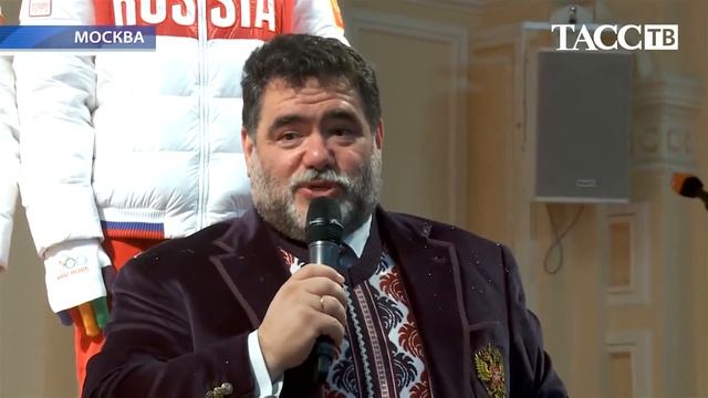 новая форма одежды олимпийской сборной России смотреть онлайн