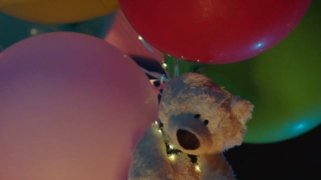 Miracle in Dim Light смотреть онлайн