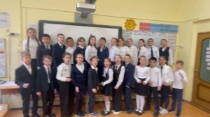 3Г класс поздравляет с праздником 8 Марта