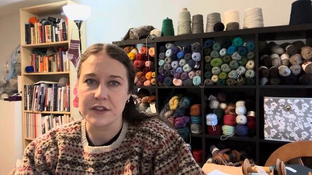 Tiny Desk Knitting Episode 134: April Showers смотреть онлайн
