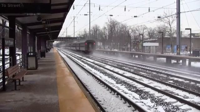 A Quick Stop at North Elizabeth 1/22/12 смотреть онлайн