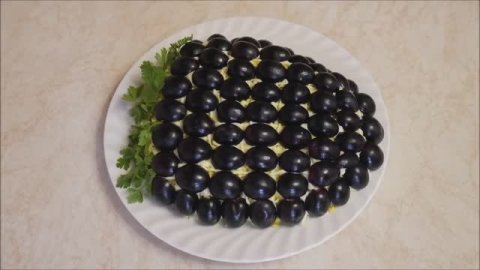Салат ВИНОГРАДНАЯ ЛОЗА