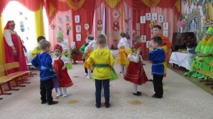 Танец:  "У меня, у тебя звонкие ладошки"