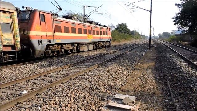 ROCKET WAP 4 : HARIDWAR AC EXPRESS PAST 110 Kmph SHOW : INDIAN RAILWAYS смотреть онлайн