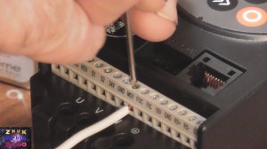 Отвертка в комплекте с частотником STV050