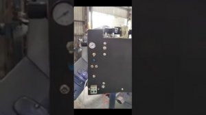 Машина для литья силикона под давлением