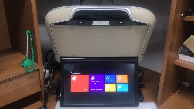 Потолочный монитор на ОС Android 6.0 смотреть онлайн