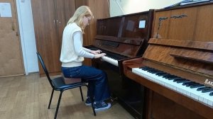 Поташкина Наташа исполняет: Д. Кабалевский Клоуны