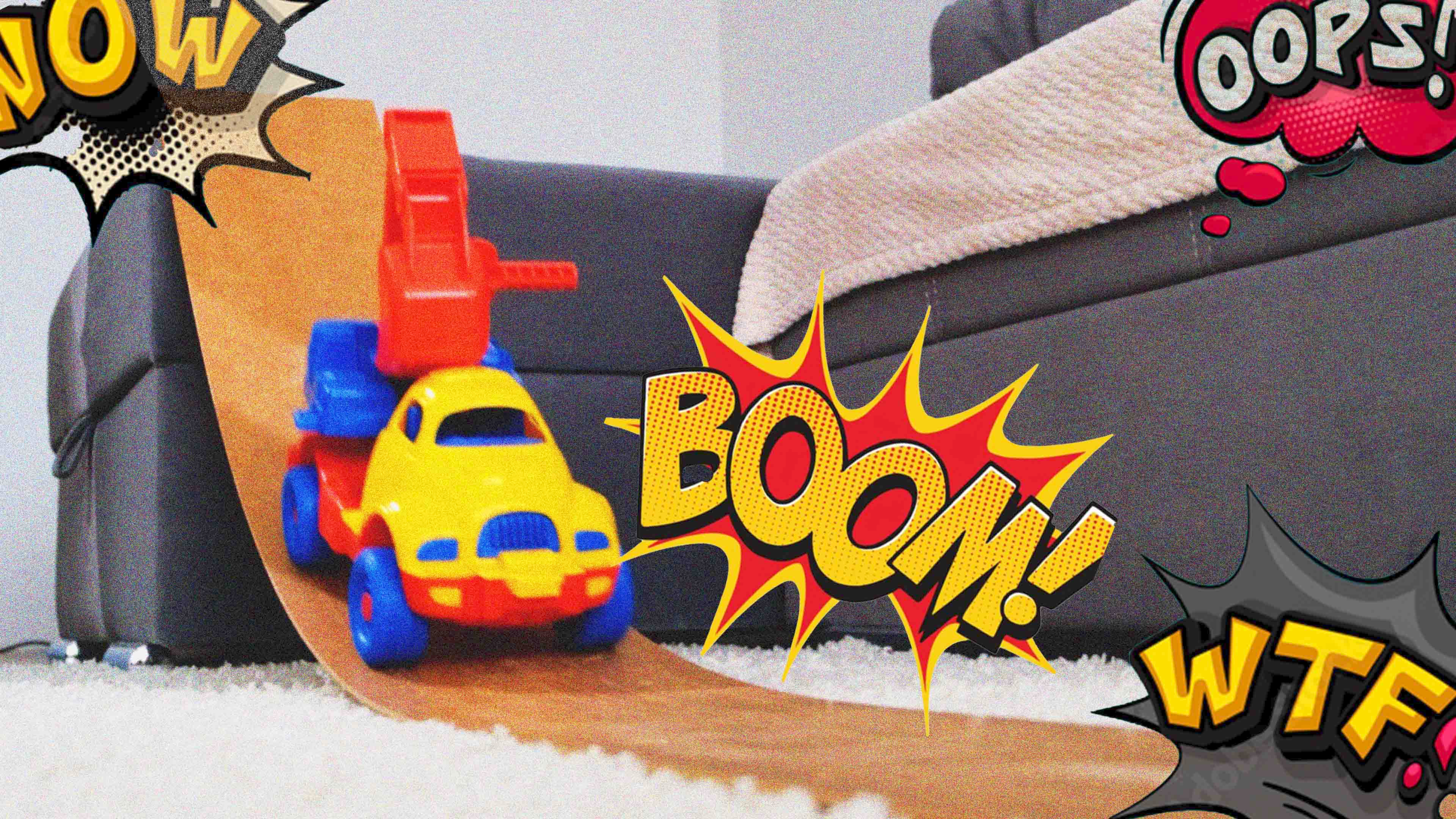 Машинки прыгают на трамплине и кувыркаются смотреть онлайн