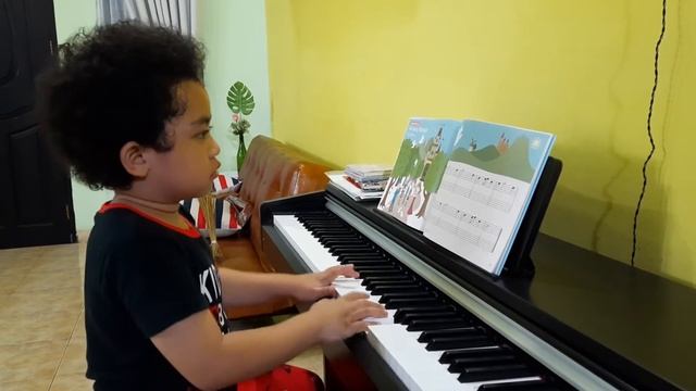 The Dove (Burung Merpati) | Piano, JMC 4 | Yamaha Music School смотреть онлайн