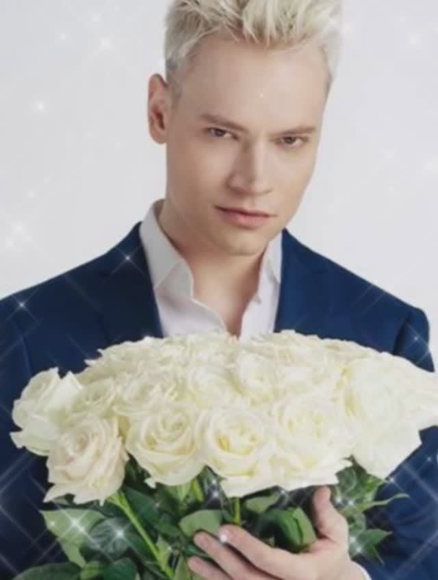 Для путеводных звёздочек, для муз и преданных... для вас...