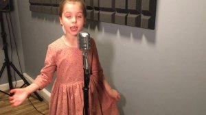 Варя Карасева-  Вокал. Актерское мастерство.