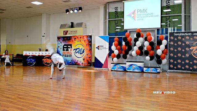 Acrobatic rhythmic gymnastics competition, baby kindersport dance смотреть онлайн