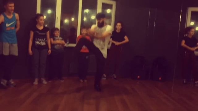 ComeOn Studio | Krump choreography by Sasha Ptashnik | Mo Vibez - Twink Twice смотреть онлайн