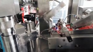 Оборудование для фасовки в готовые дойпак с весовым дозатором