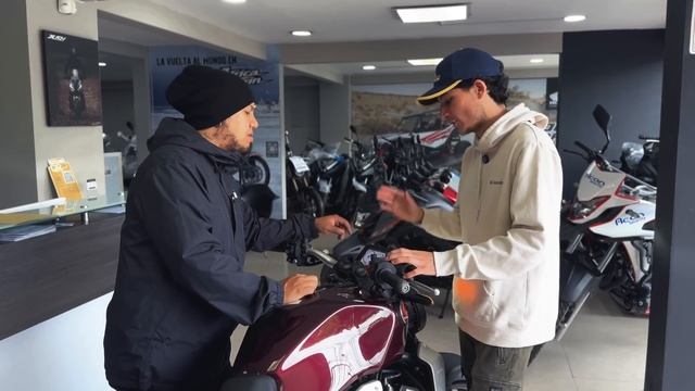 La moto 1000cc. Más económica 🤑- La Nueva moto de Don Pablo👌 смотреть онлайн