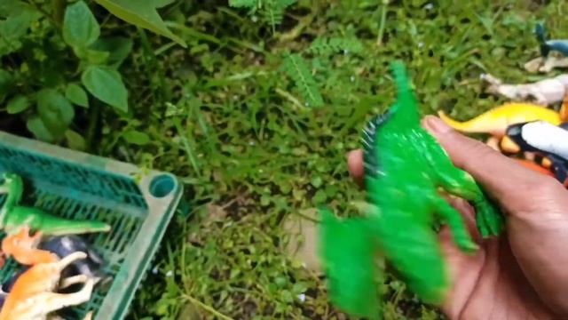 Hunting Dinosaurus Jurassic World Triceratops Brontosaurus Tyrannosaurus Puzzle 귀여운 동물 공룡 티라노사우르스 퍼 смотреть онлайн