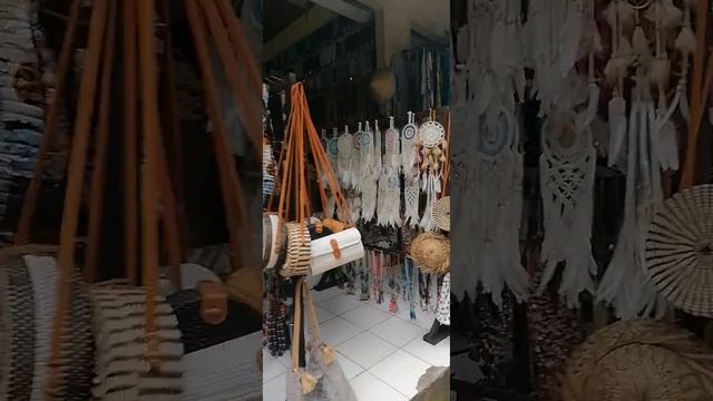 вход в лес обезьян в Индонезии, MONKEY FOREST UBUD BALI, 2022г. смотреть онлайн