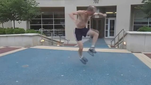 Энергичный танец старика смотреть онлайн