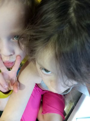 делаю уроки чек😀